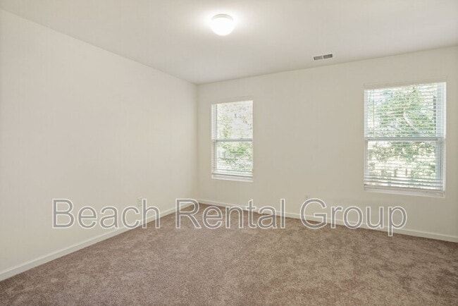 Building Photo - 300 Cherwell ct