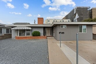 Building Photo - 6180-6182 Mary Ln Dr