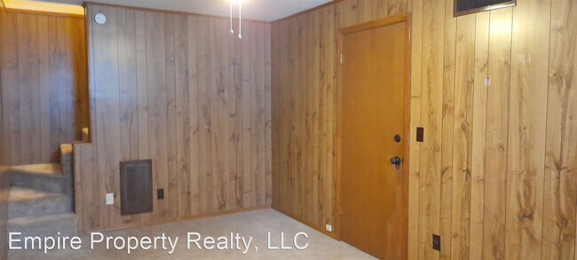 Building Photo - 2 br, 1 bath House - 141 Alden Ave.