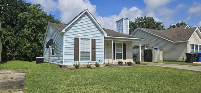 Building Photo - 127 Radford Cir