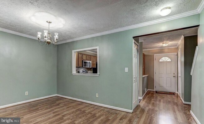 Building Photo - 307 Stafford Mews Ln