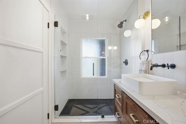 Building Photo - 3834 W 147th Pl