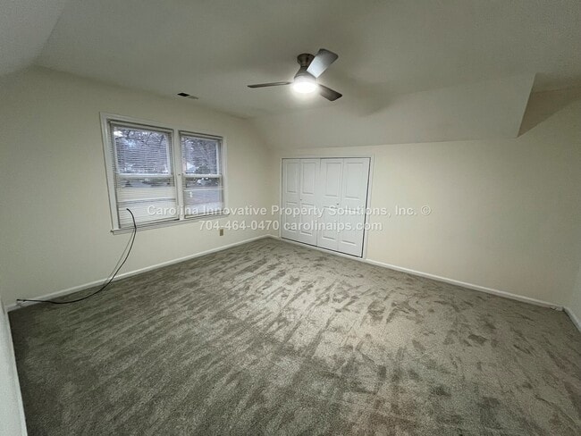 Building Photo - 4535 Dawnwood Dr