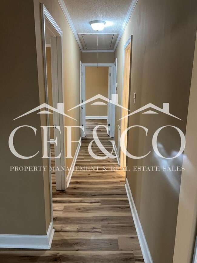 Building Photo - Beautiful 4 bedroom brick ranch now available!