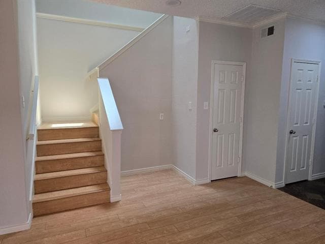 Building Photo - 6011 Longley Ct
