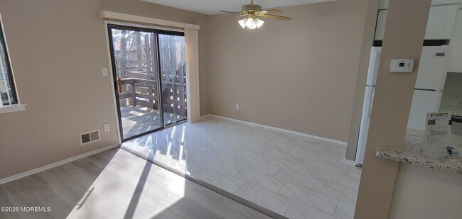Building Photo - 161 Penn Ct