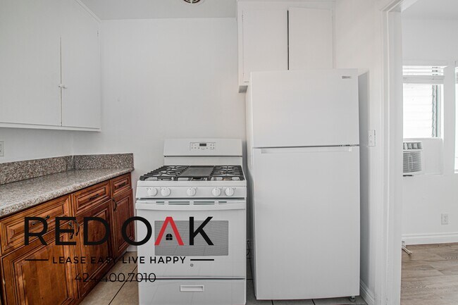 Building Photo - 1817 4th St