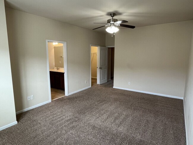 Building Photo - 3 Bedroom. 2.5 Bath Townhome near Concord ...