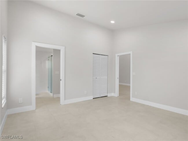 Building Photo - 1856 W Crown Pointe Blvd