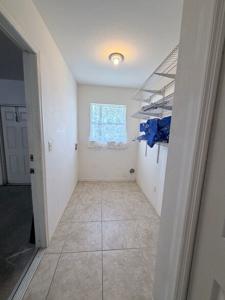 Building Photo - 3/2 Lehigh Acres