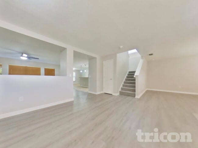 Building Photo - 321 Black Springs Ln