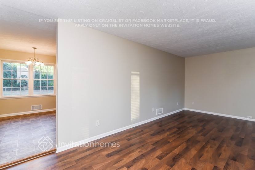 Building Photo - 3396 San Antonio Dr