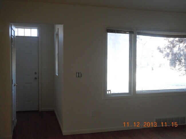 Building Photo - 314 5th St NW