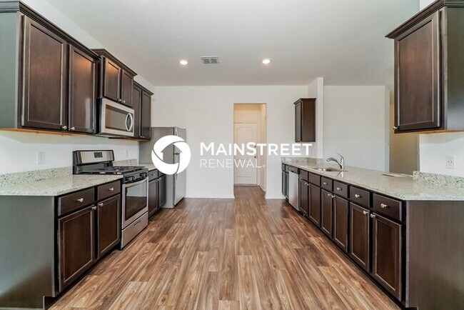 Building Photo - 4 Bedroom Pet-Friendly Home in New Braunfe...
