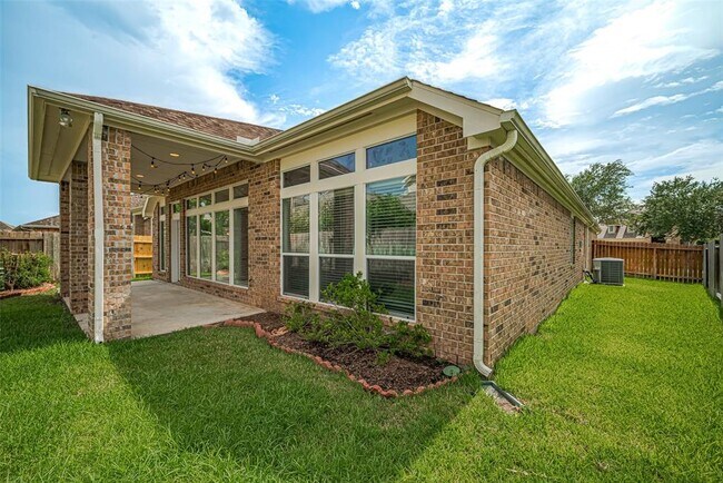 Building Photo - 13315 Peach Orchard Ln