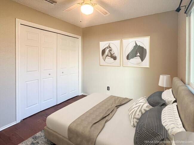 Building Photo - 8705 Clearbrook Trail