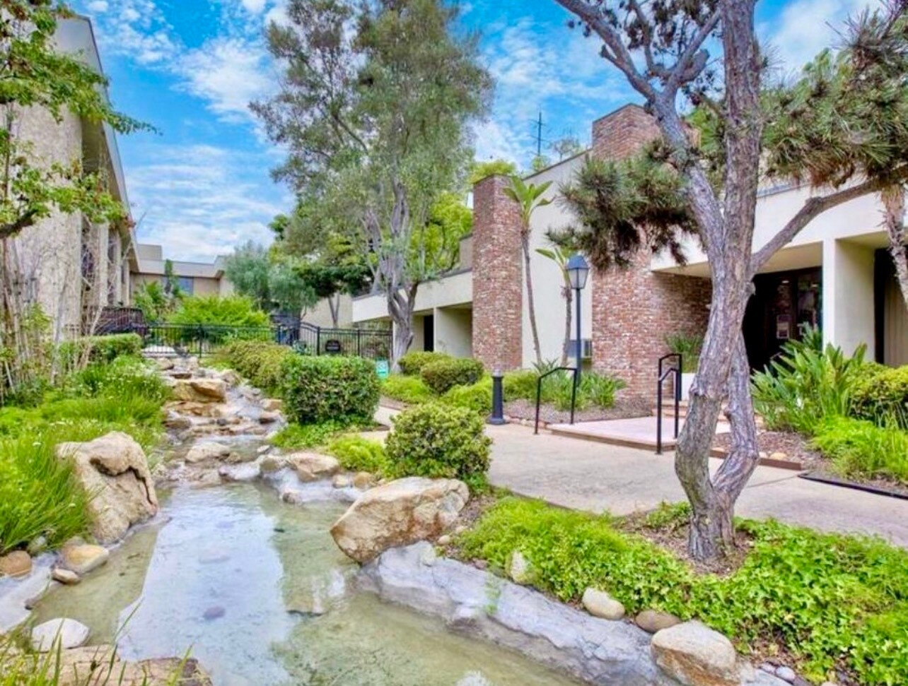 Building Photo - 6314 Friars Rd