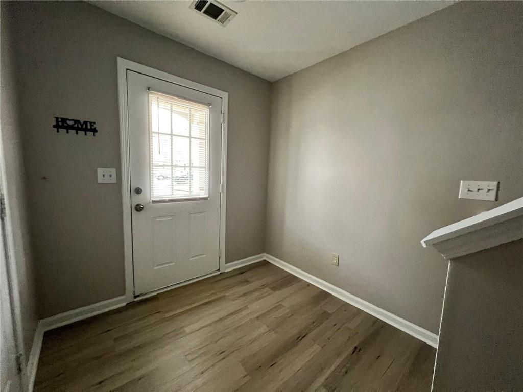 Building Photo - 6877 Slate Stone Way SE