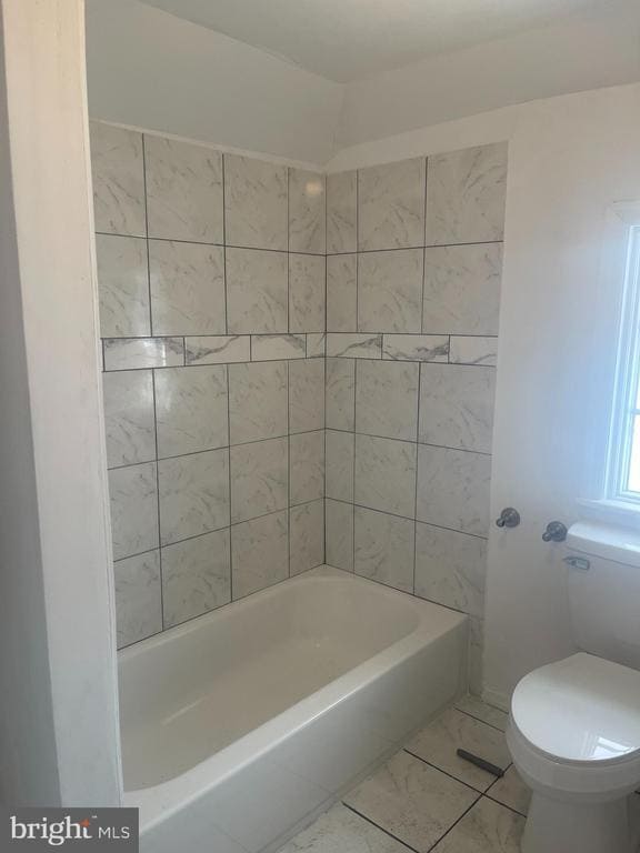 Building Photo - 106 W Camden Ave