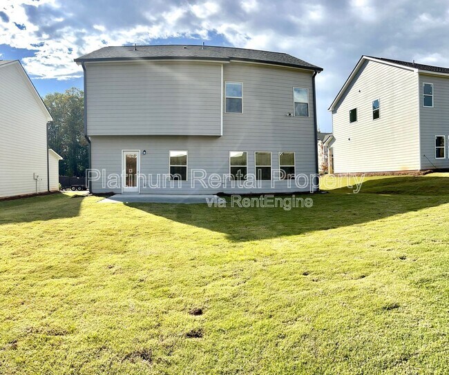 Building Photo - 4579 Silver Oak Dr SW