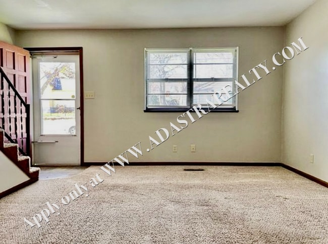 Building Photo - Nice 3 Bed 1.5 Bath Duplex in Leavenworth-Available NOW!!