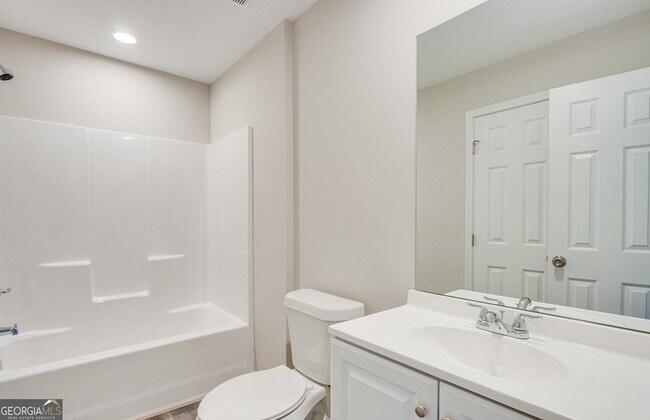 Building Photo - 117 Lyla Ln