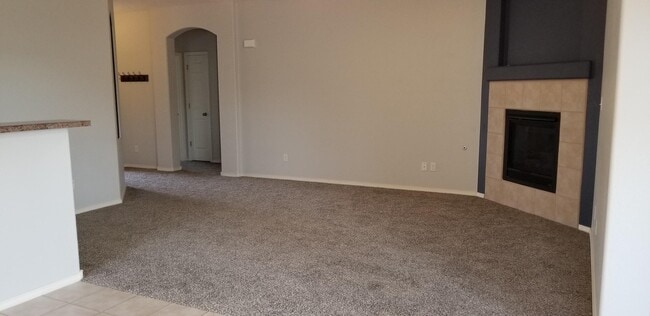 Building Photo - 1143 Desert Sunflower Dr NE