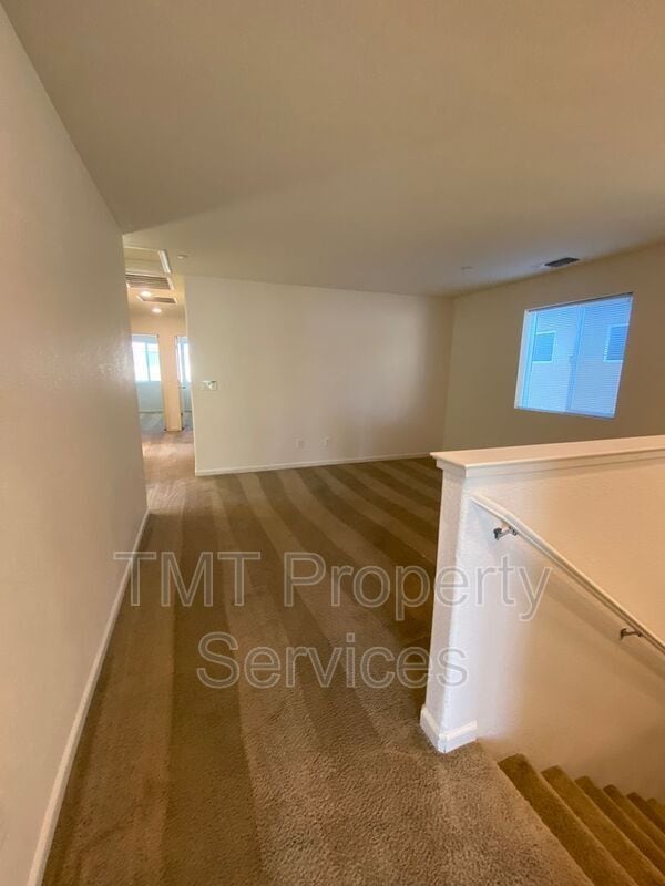 Building Photo - 5471 Westhampton Way