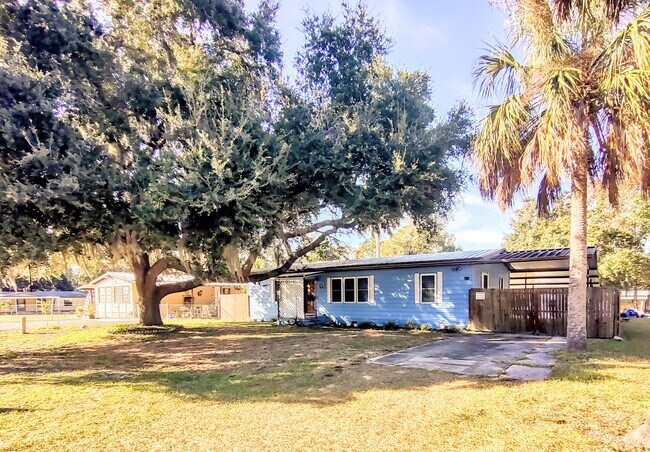 Building Photo - 163 Buchanan Cir