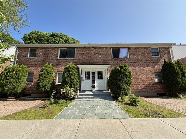 Primary Photo - 43 Aldrich Rd