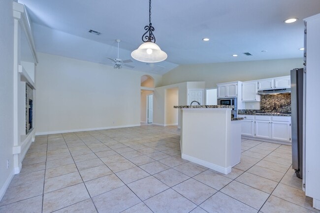 Building Photo - SE!! 4 Bedrooms!! Single Story!! NO HOA!! 3 Car Garage!!! Pool!!! Spa!!! RV Parking!!! Low mainte...