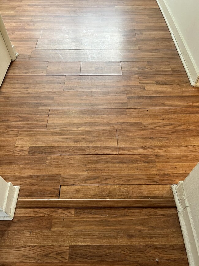 Building Photo - 3122 Commander Dr