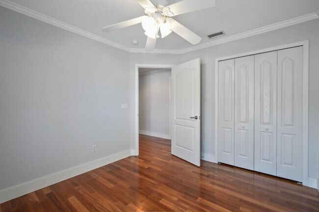Building Photo - 299 N Ocean Trace Rd