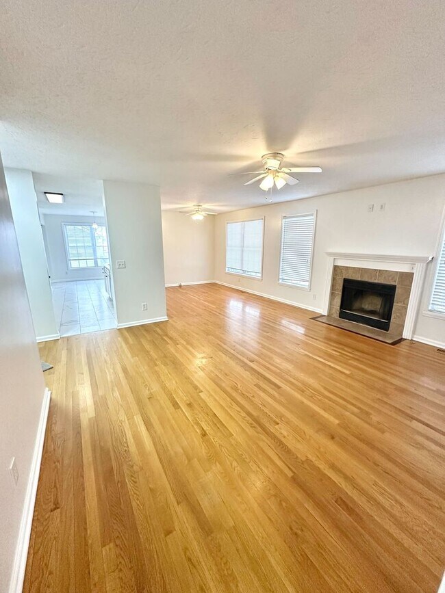 Building Photo - 118 Seattle Slew St