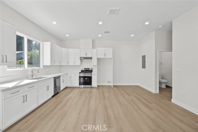 Building Photo - 16404 Donmetz St