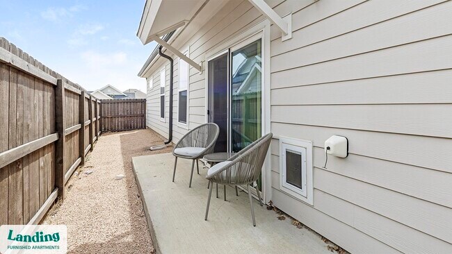 Building Photo - 8220 Horseman Rd