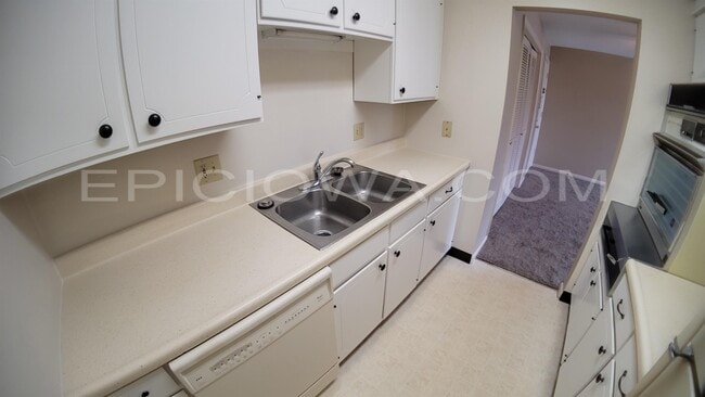 Interior Photo - 220 19th Street Northeast