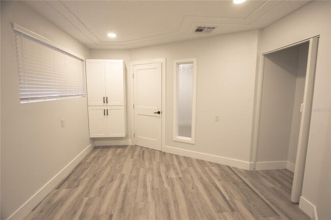 Building Photo - 111 E 143rd Ave