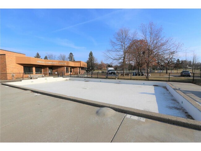 Building Photo - 5531 Washburn Ave S