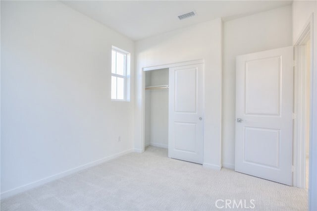 Building Photo - 5999 Huntington Dr