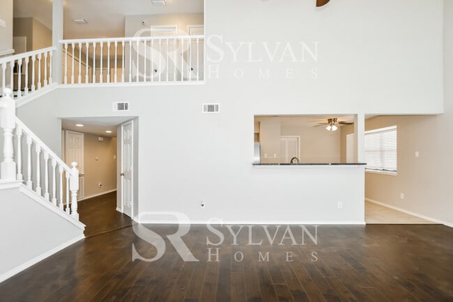 Building Photo - Life Just Got Better!