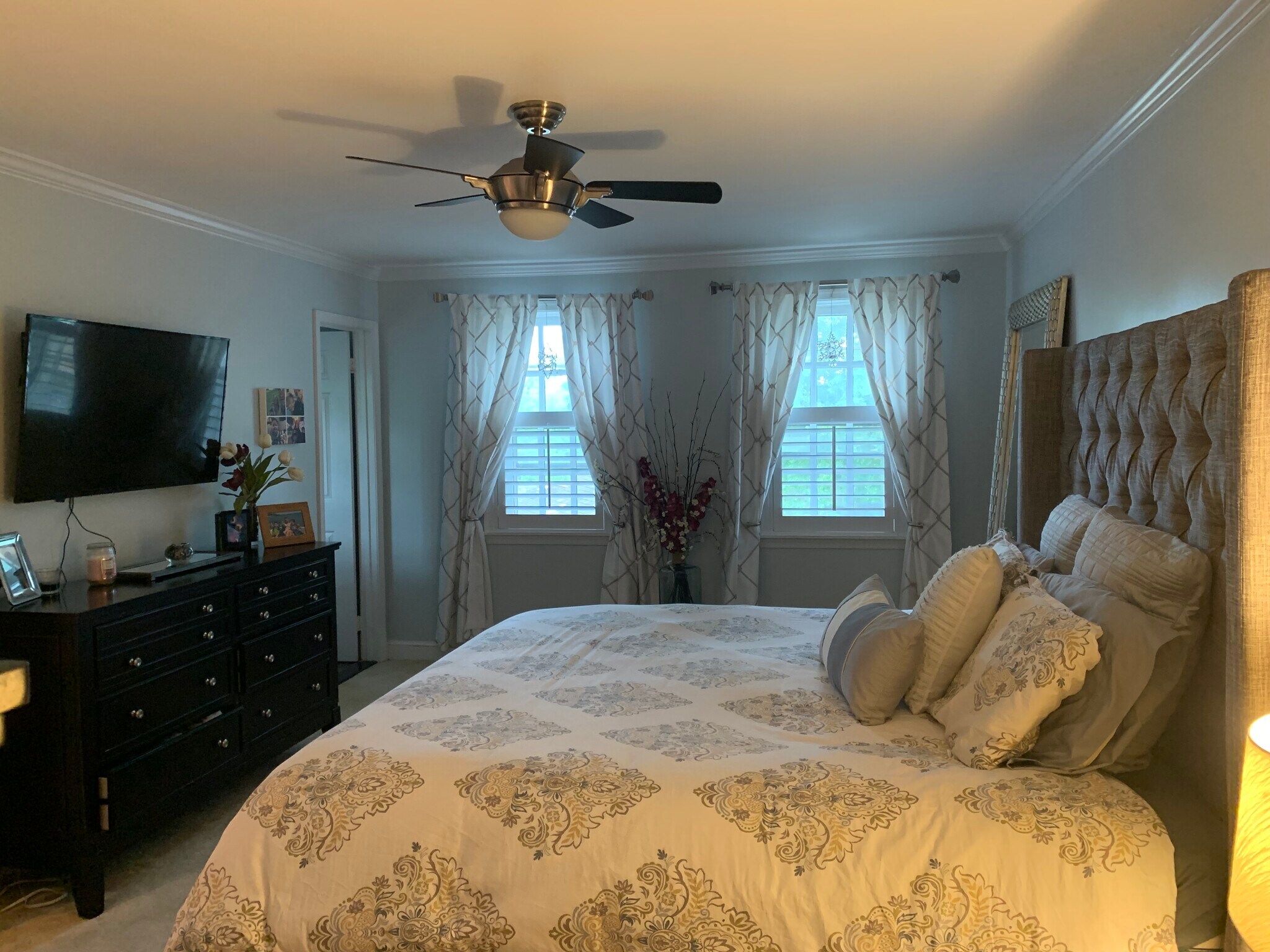 Master bedroom (third floor). - 2367 S Queen St