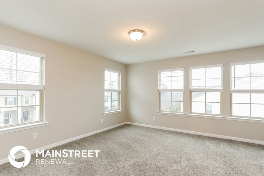 Building Photo - 5 N Grey Abbey Dr