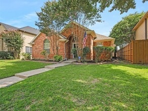 Building Photo - 2709 Vail Dr