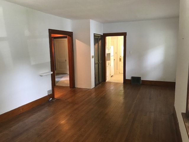 Building Photo - 716 Catalpa Dr