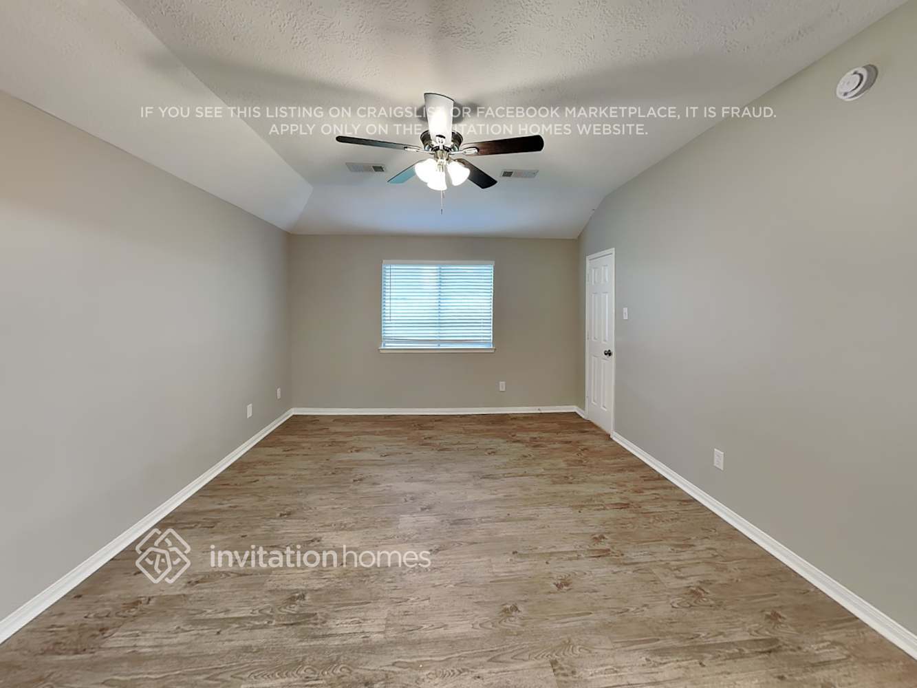 Building Photo - 18115 Water Mill Dr