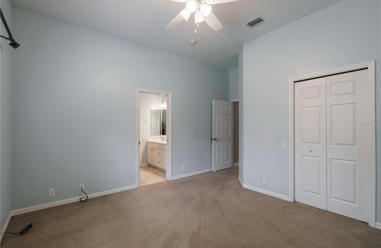 Building Photo - 5119 NW 57th St