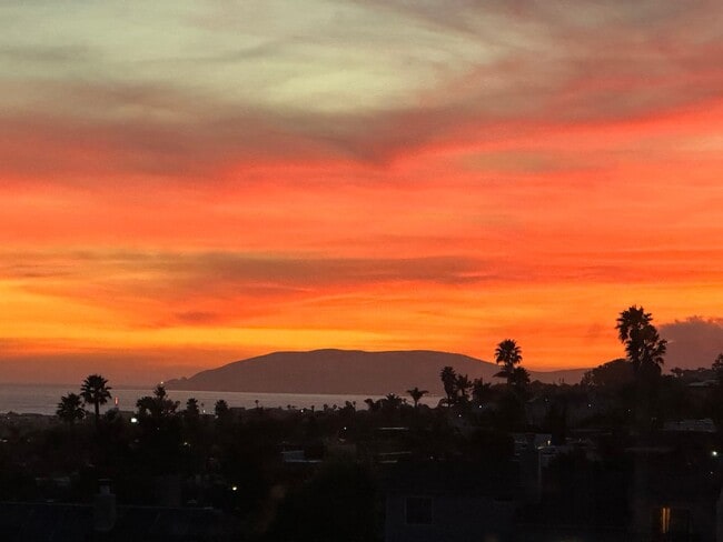 Building Photo - Stylish Cozy One Bedroom in Pismo Beach Utilities Included & WiFI