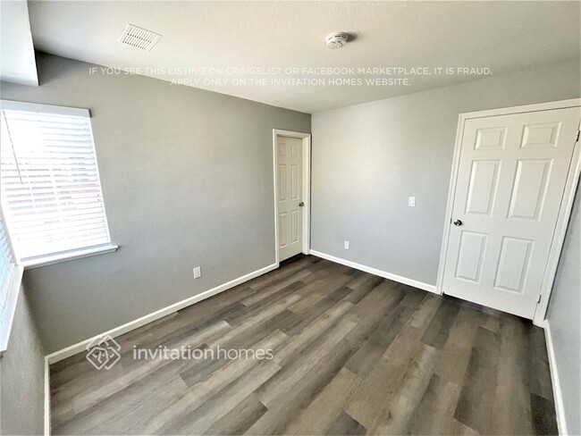 Building Photo - 4520 Pampas Cir