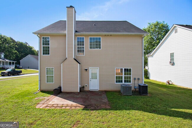 Building Photo - 3403 Foster Ridge Tr SW